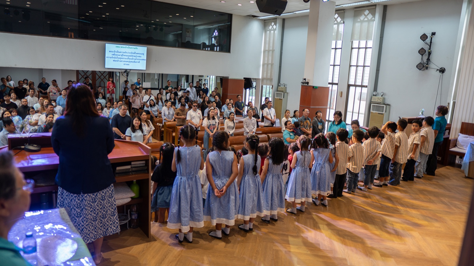 ครอบครัวร่วมเฉลิมฉลองกับเด็กๆ CCH